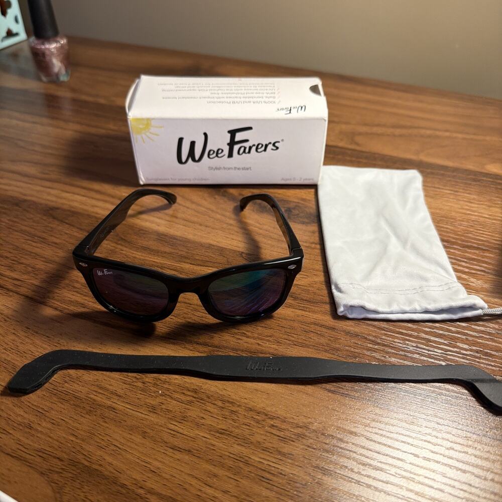 WEEFARERS Original Black/multi Sunglasses 0-2Years Rubber Holder, Bag.
